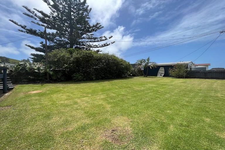 Photo of property in 221 Oakura Road, Oakura, Hikurangi, 0184