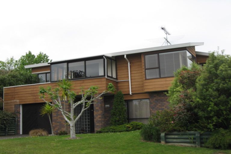 Photo of property in 2 Rakino Avenue, Manly, Whangaparaoa, 0930