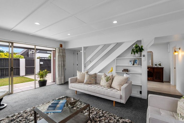 Photo of property in 2/7 Highgate Avenue, Merivale, Christchurch, 8014