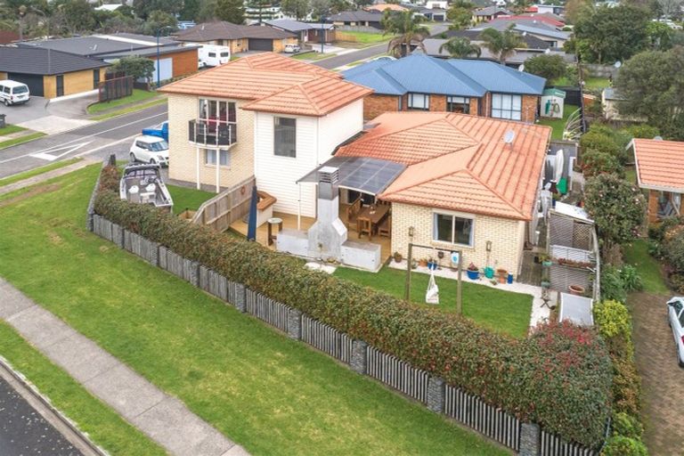 Photo of property in 2 Cobham Lane, Whitianga, 3510