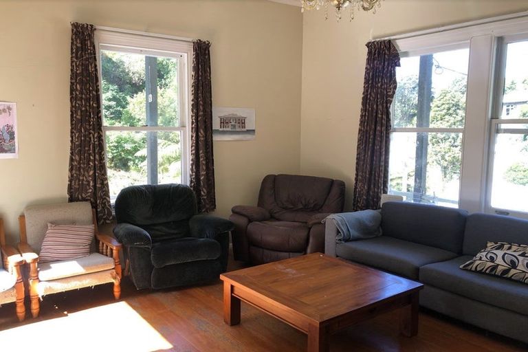 Photo of property in 34 Holloway Road, Aro Valley, Wellington, 6021