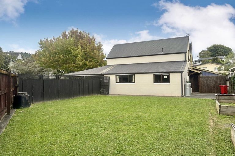 Photo of property in 5a Tapestry Grove, Silverstream, Upper Hutt, 5019
