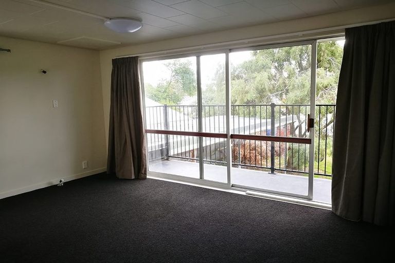 Photo of property in 14 Pompolona Street, Te Anau, 9600