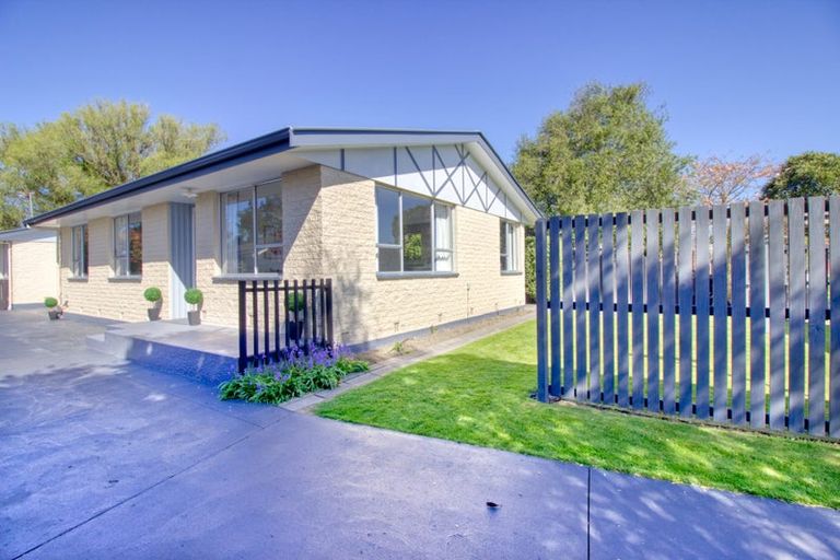 Photo of property in 1/24 Oldham Crescent, Halswell, Christchurch, 8025