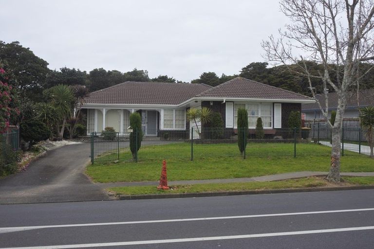 Photo of property in 110 Everglade Drive, Totara Heights, Auckland, 2105