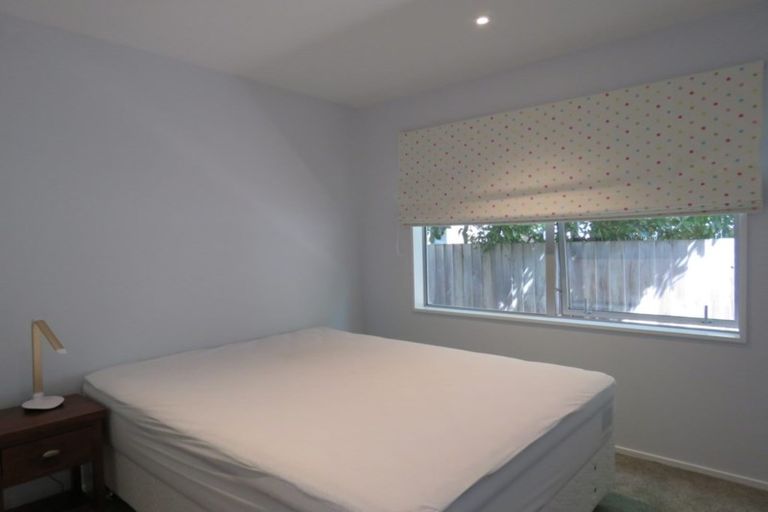 Photo of property in 102 Aorangi Road, Bryndwr, Christchurch, 8053
