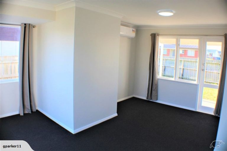 Photo of property in 10 Matipo Street, Castlecliff, Whanganui, 4501