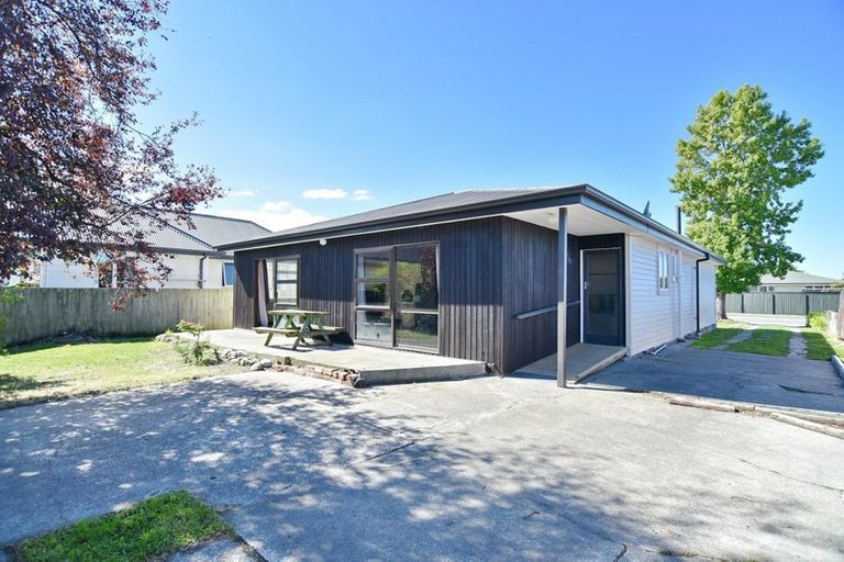 Photo of property in 15 Ivory Street, Rangiora, 7400