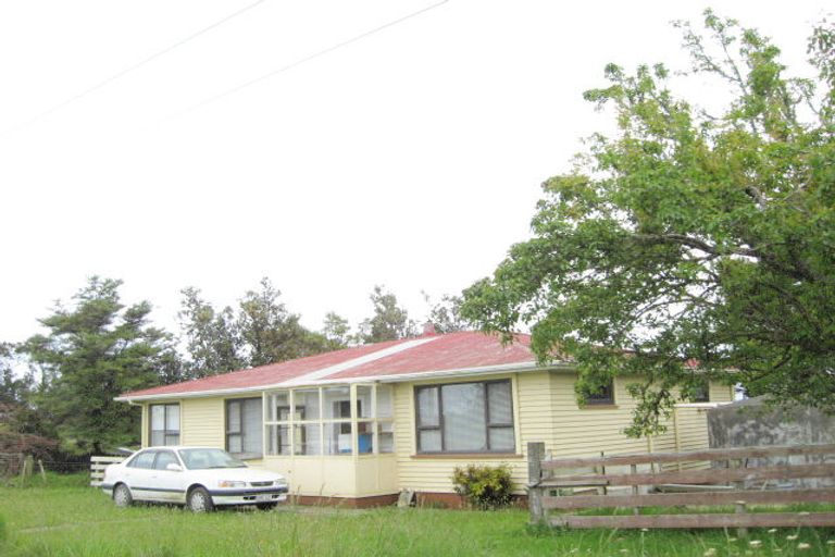 Photo of property in 33 Hamilton Road, Waimauku, 0881