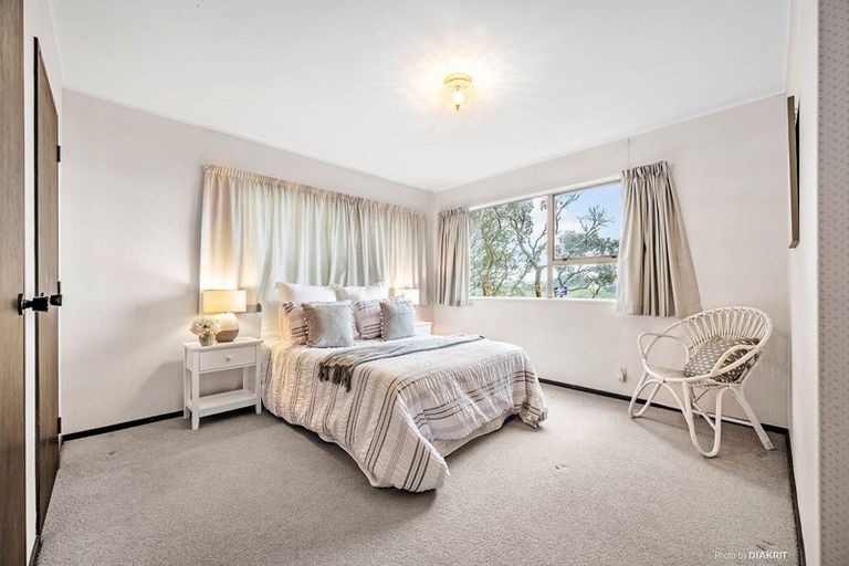 Photo of property in 18 Rajkot Terrace, Broadmeadows, Wellington, 6035