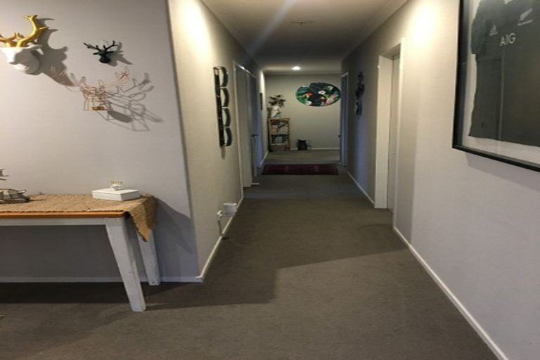 Photo of property in 38 Willowside Place, Amberley, 7410