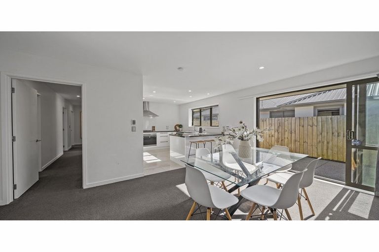 Photo of property in 32 Robert Duncan Road, Belfast, Christchurch, 8051