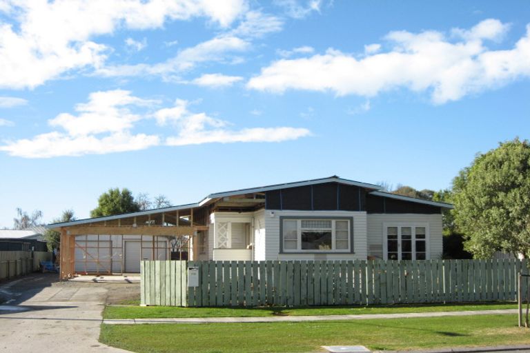 Photo of property in 115 Garnett Street, Raureka, Hastings, 4120