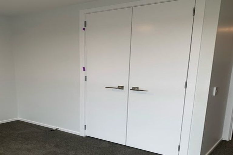 Photo of property in 14 Kaiwawao Lane, Hobsonville, Auckland, 0616