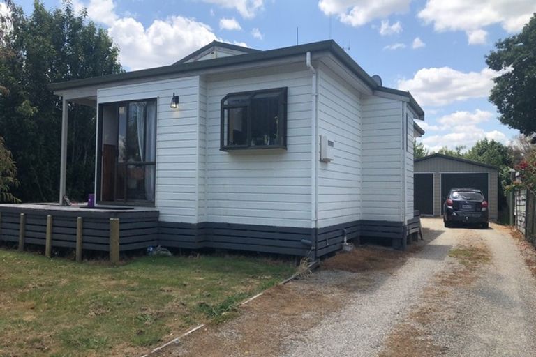 Photo of property in 6 Camellia Place, Hamilton Lake, Hamilton, 3204