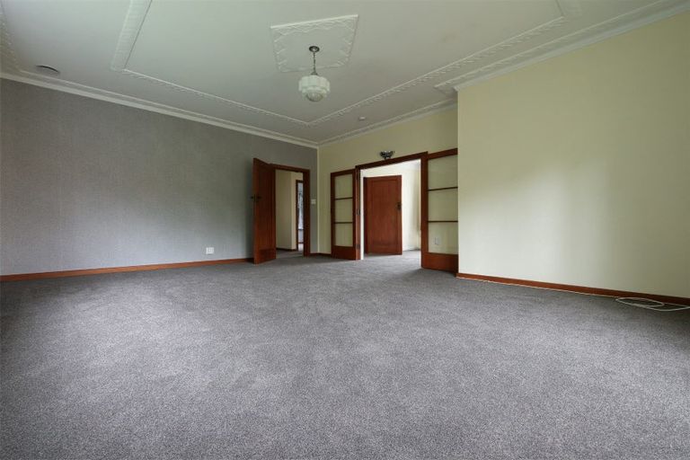 Photo of property in 42 Cashmere Avenue, Khandallah, Wellington, 6035