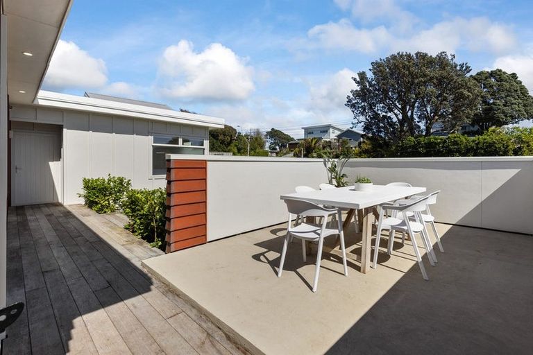 Photo of property in 102 Rosetta Road, Raumati South, Paraparaumu, 5032
