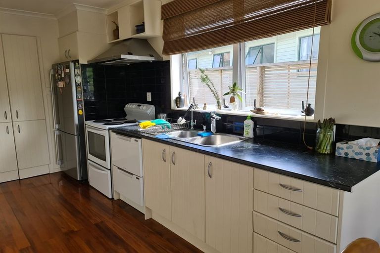 Photo of property in 21 Havelock Avenue, Forrest Hill, Auckland, 0620