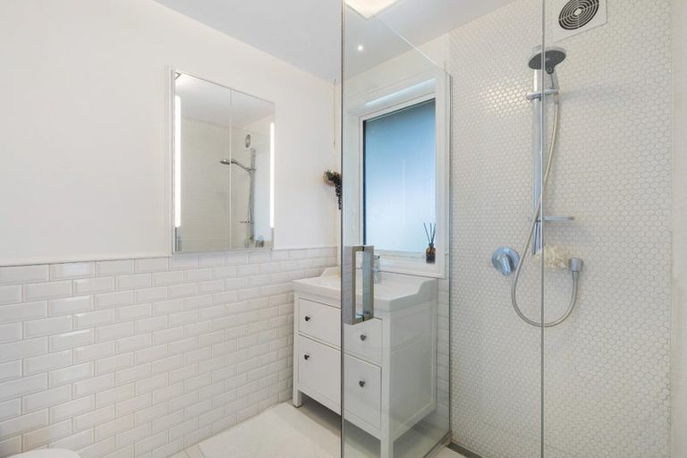 Photo of property in 15 Penrith Park Drive, Wanaka, 9305