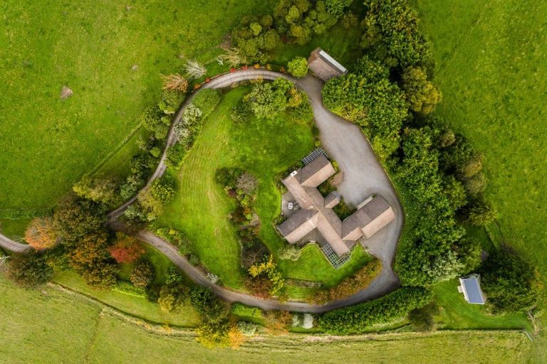 Photo of property in 326 Hatuma Road, Waipukurau, 4281