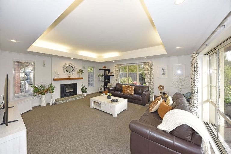 Photo of property in 9 Strathmore Gardens, Burwood, Christchurch, 8061