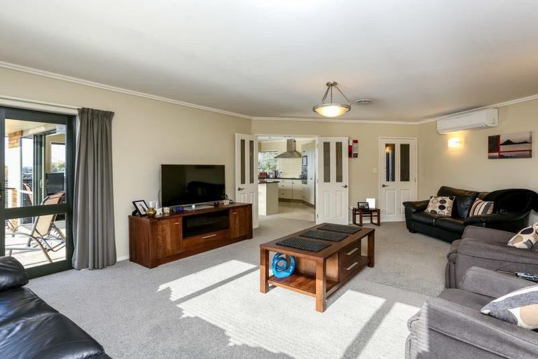 Photo of property in 20 Barrett Road, Whalers Gate, New Plymouth, 4310
