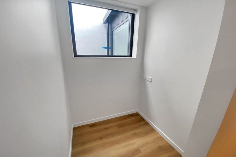 Photo of property in 2/212 Cashel Street, Christchurch Central, Christchurch, 8011