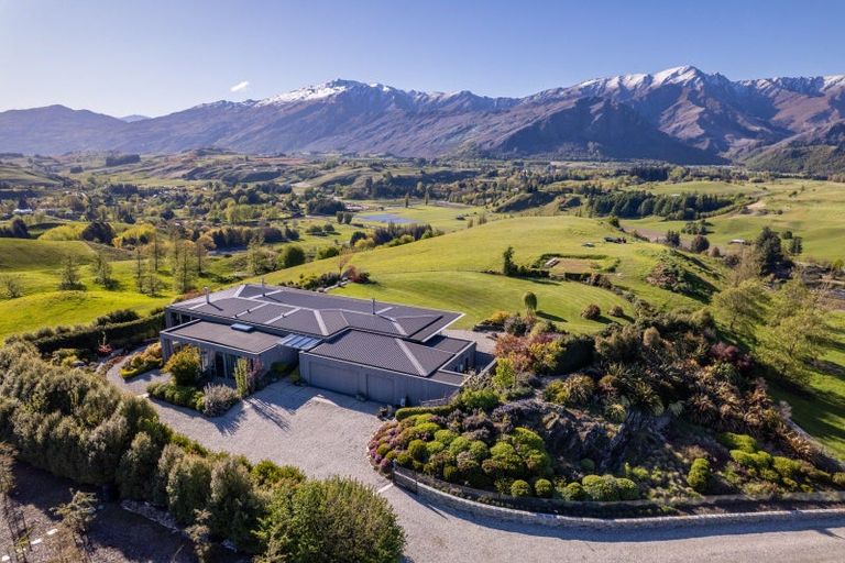 Photo of property in 6 Caldwell Lane, Lake Hayes, Queenstown, 9371