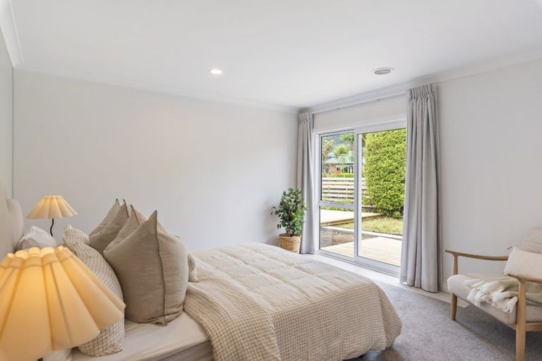 Photo of property in 13 Runanga Grove, Waikanae, 5036