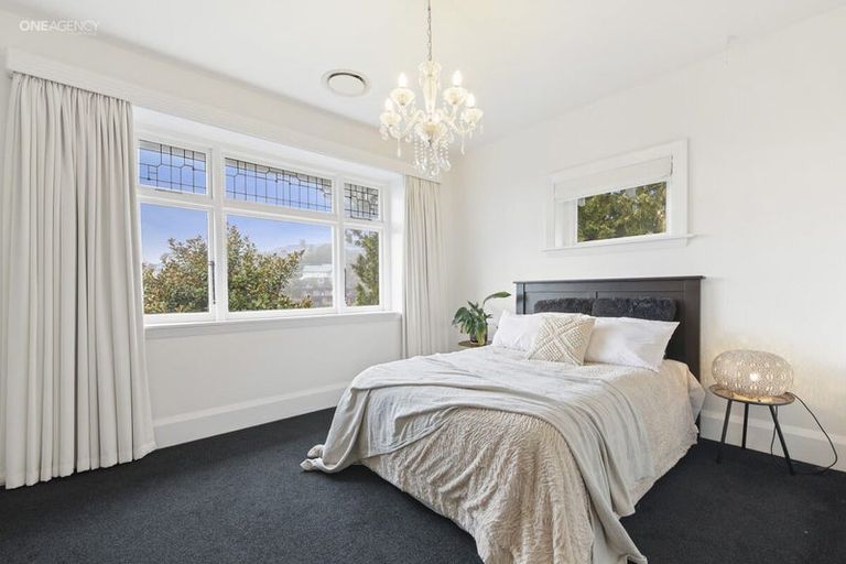 Photo of property in 14 Valley Road, Cashmere, Christchurch, 8022