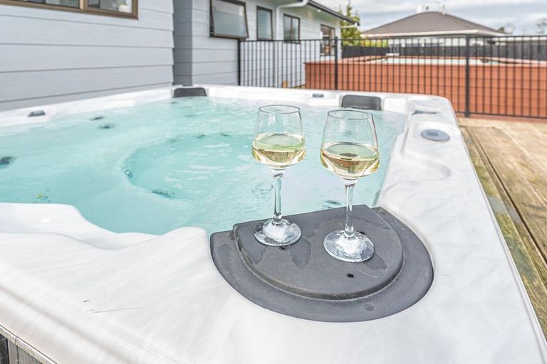 Photo of property in 20 Pukepapa Road, Marton, 4710