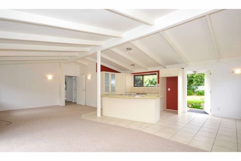 Photo of property in 44 Riverview Road, Kerikeri, 0230