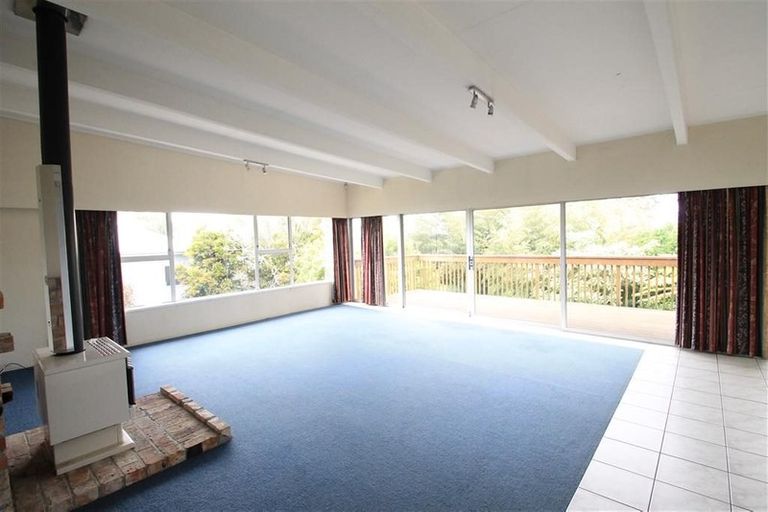 Photo of property in 137 Albany Highway, Unsworth Heights, Auckland, 0632
