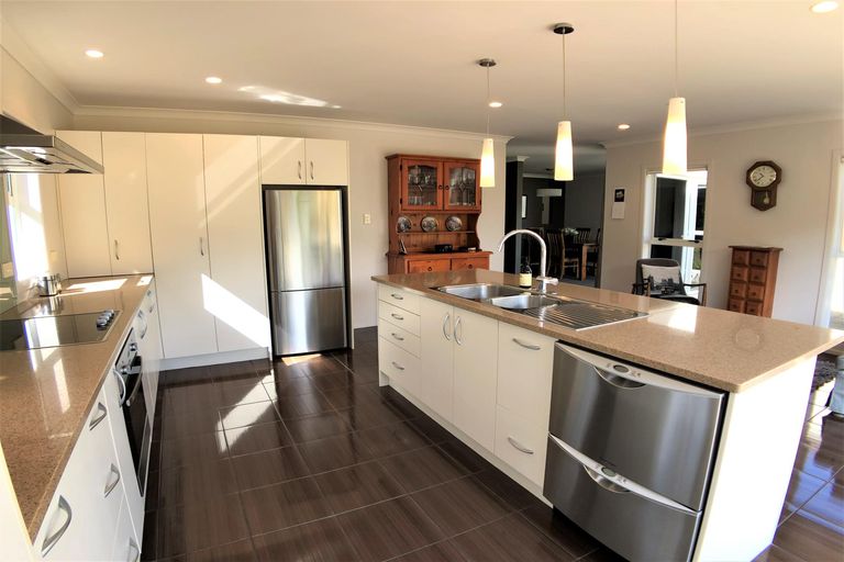 Photo of property in 40 Edkins Road, Kerikeri, 0230