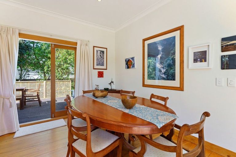 Photo of property in 9 Bell Street, Otaki, 5512