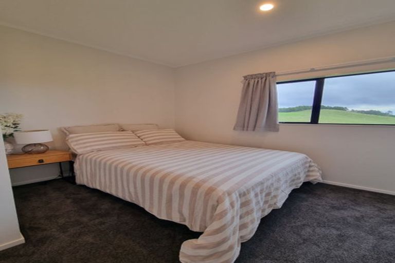 Photo of property in 18 Pataua Road North, Whareora, Whangarei, 0175