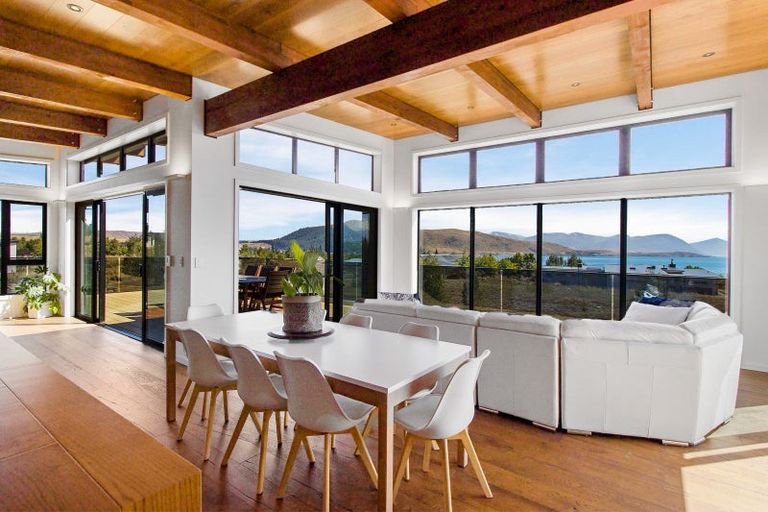 Photo of property in 16 Mistake Drive, Lake Tekapo, 7999