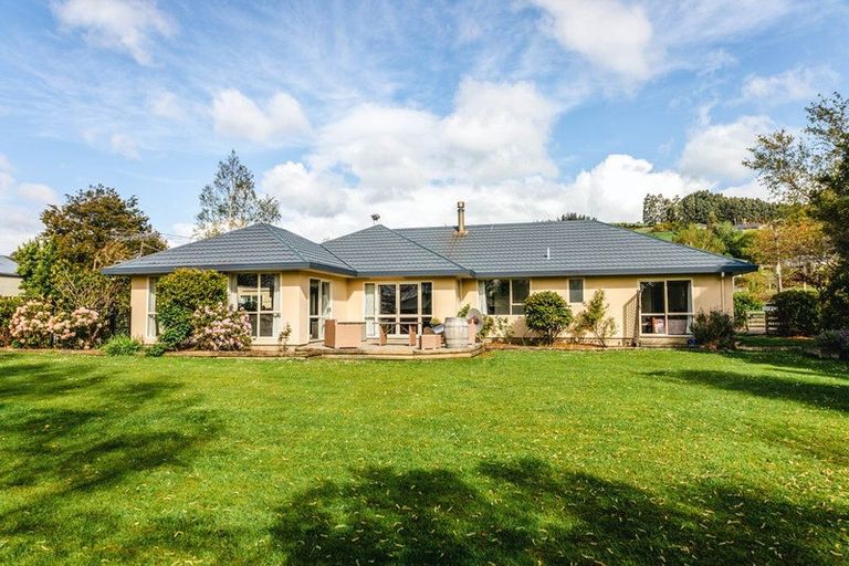 Photo of property in 14 Wingatui Road, Mosgiel, 9024