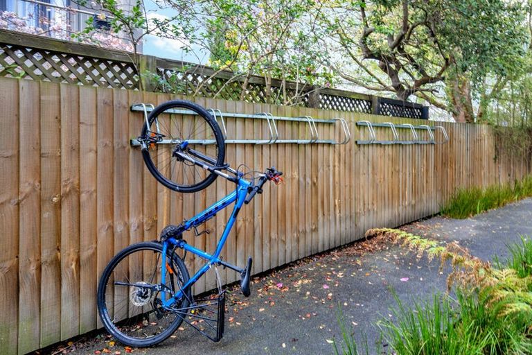 Photo of property in 8/142 Leinster Road, Merivale, Christchurch, 8014