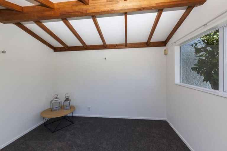 Photo of property in 45 Emlyn Place, Avondale, Christchurch, 8061
