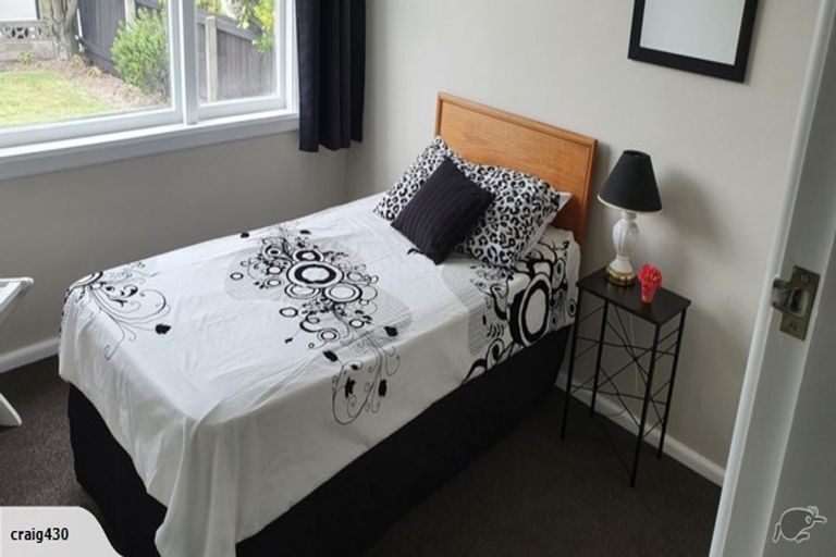 Photo of property in 391 Yaldhurst Road, Russley, Christchurch, 8042