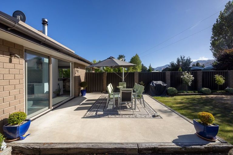 Photo of property in 11 Long Grass Place, Hawea Flat, Wanaka, 9382