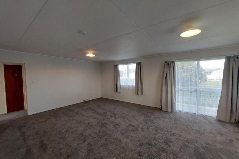 Photo of property in 12 Glasgow Street, Bell Block, New Plymouth, 4312