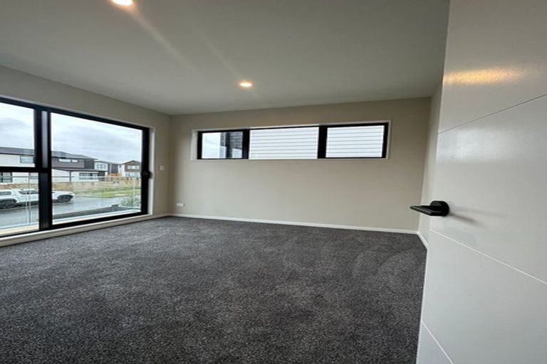 Photo of property in 28 Bendridge Street, Flat Bush, Auckland, 2019
