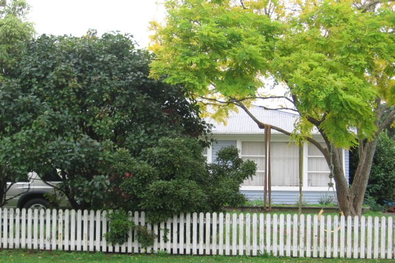 Photo of property in 6 Te Kanawa Crescent, Henderson, Auckland, 0610