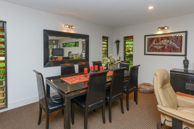 Photo of property in 82 Tauroa Road, Havelock North, 4130