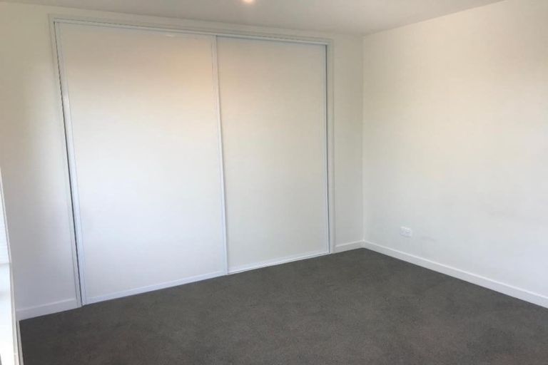 Photo of property in 202 Centaurus Road, Saint Martins, Christchurch, 8022