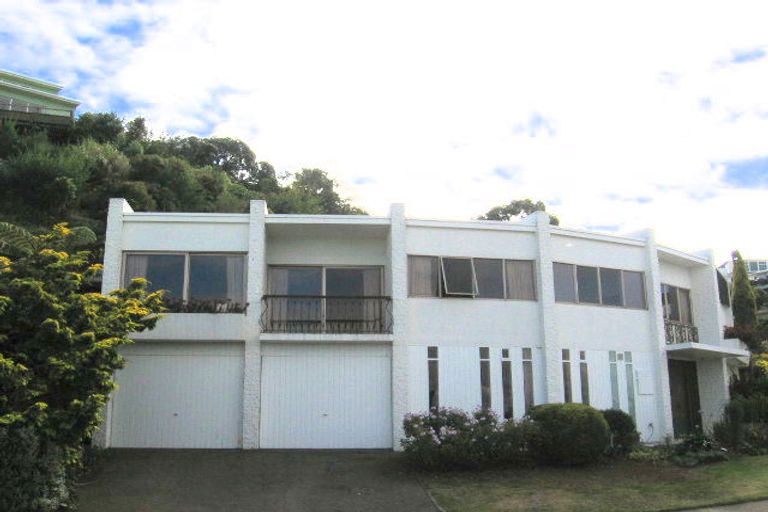 Photo of property in 1/54 Rama Crescent, Khandallah, Wellington, 6035