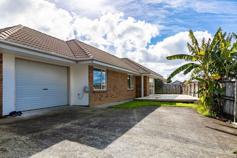Photo of property in 100e Parrs Cross Road, Henderson, Auckland, 0612