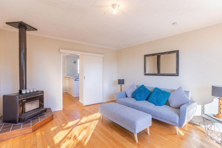 Photo of property in 17 Tui Road, Raumati Beach, Paraparaumu, 5032